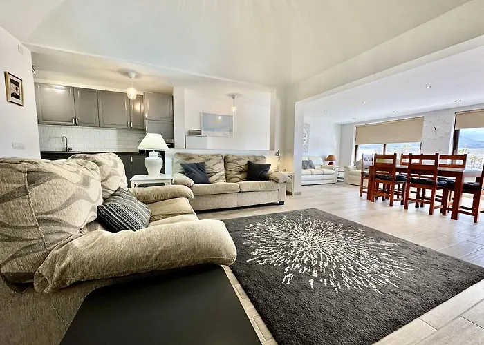 Poolside Villa, Golf Del Sur