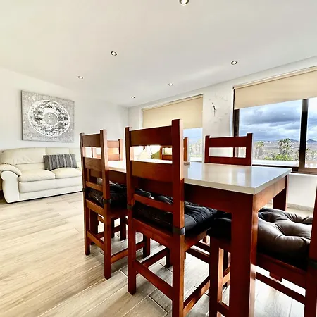 Poolside Villa, Golf Del Sur * San Miguel de Abona