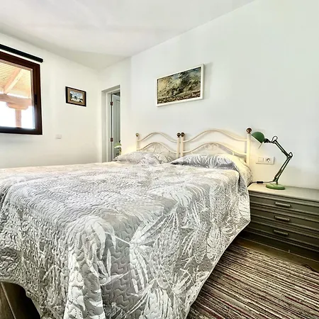 Poolside Villa, Golf Del Sur Villa *